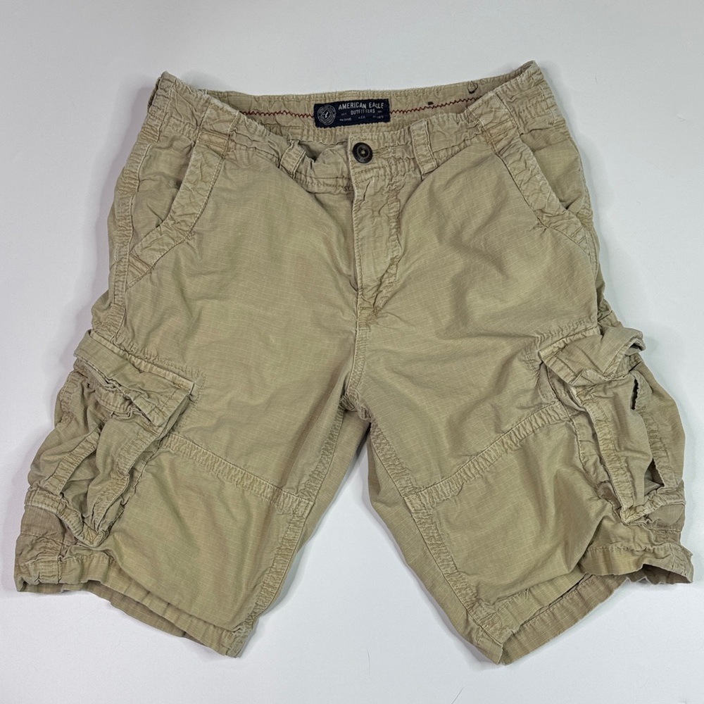 American Eagle Longer Length Khaki Cargo Shorts Size 32